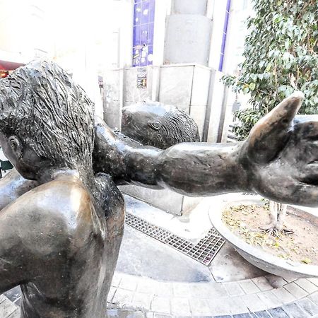 Renthas Atico Picasso Apartment Malaga Luaran gambar