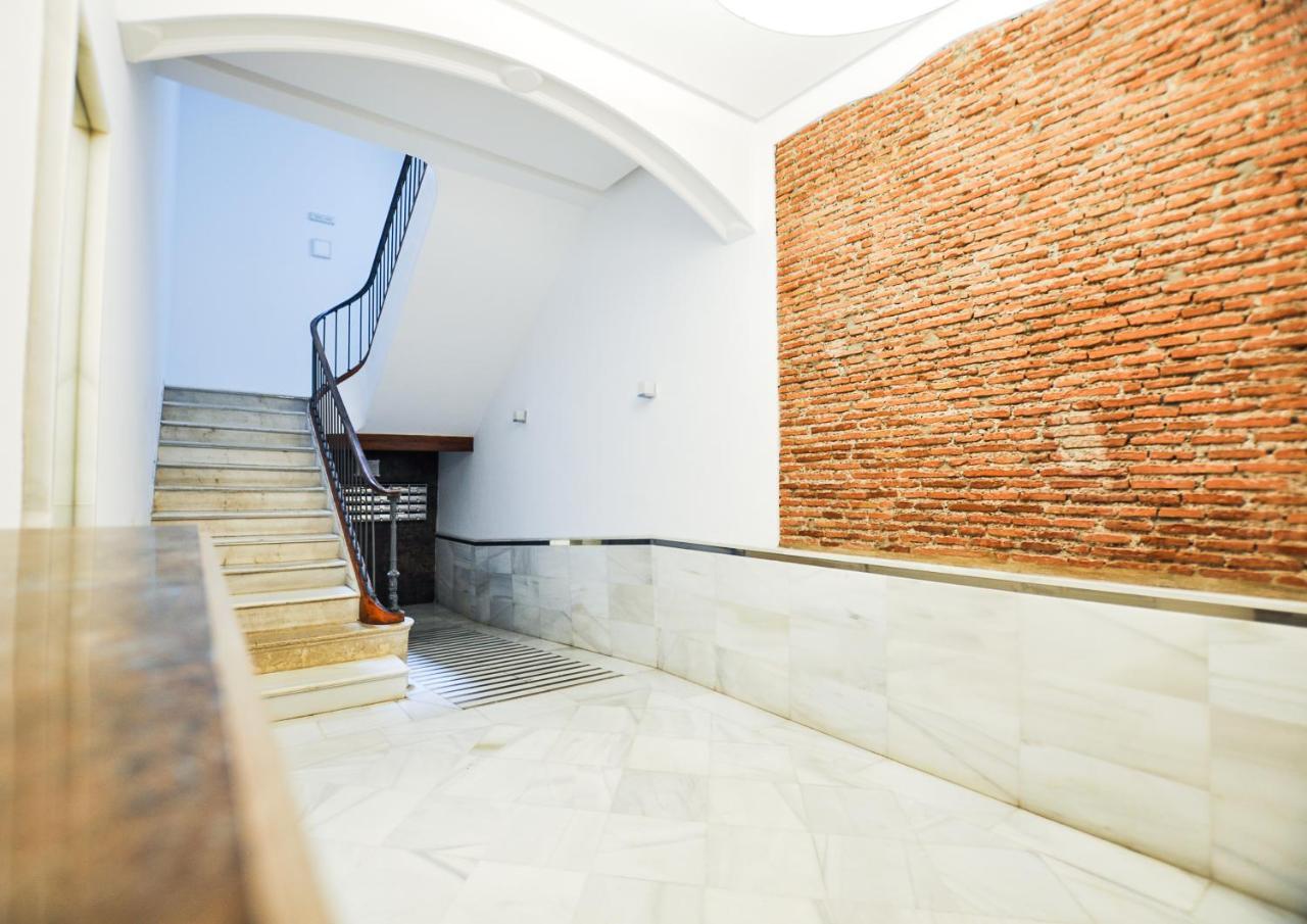 Renthas Atico Picasso Apartment Malaga Luaran gambar